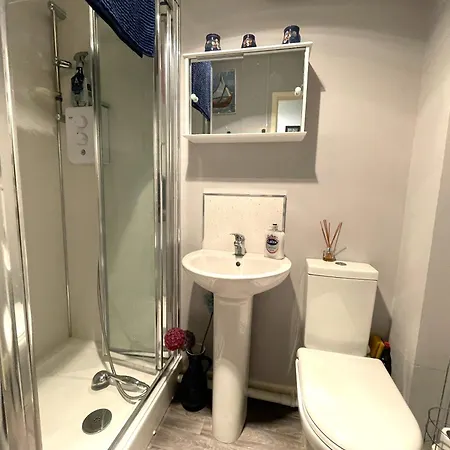 Snug In Location Bristol