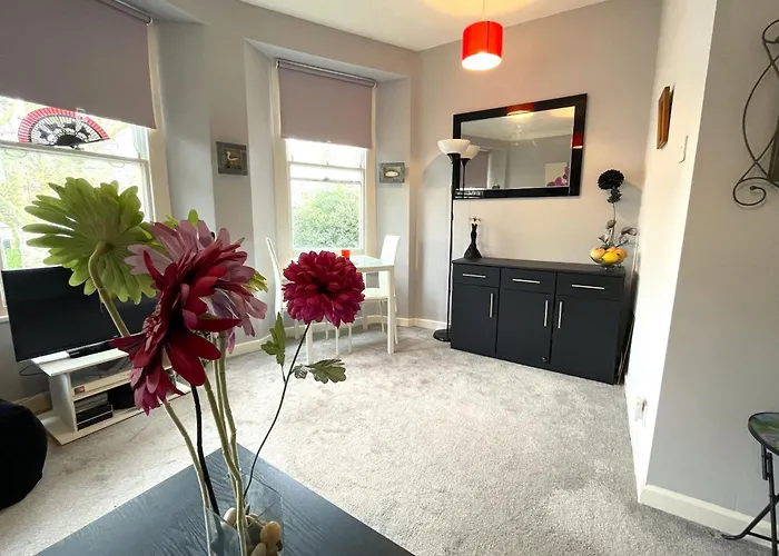 Snug In Location Bristol